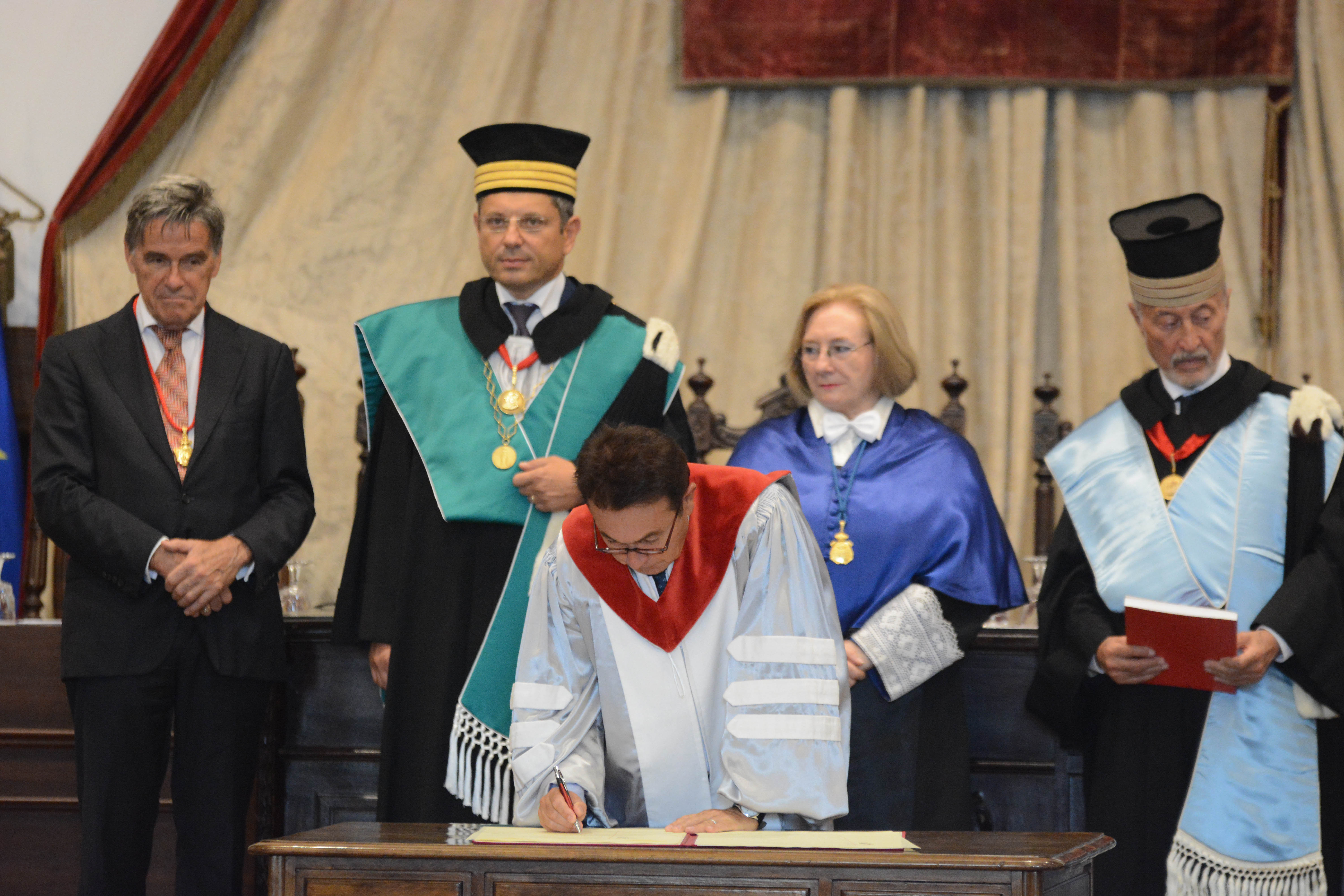 Abdullah Gül University, AGU, Rector, Prof Dr Sabuncuoğlu, signature, Magna Charta Universitatum, Salamanca, Spain, 2018